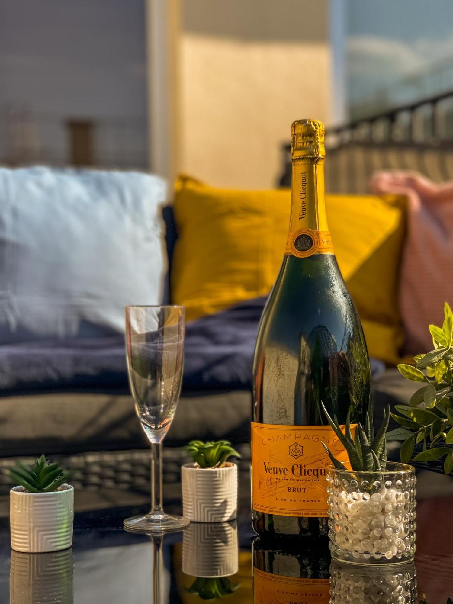 Luxurious Penthouse In The Heart Of บูดาเปสต์ ภายนอก รูปภาพ